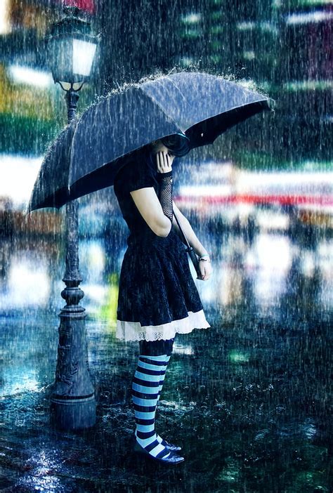 Sad Girl Alone Blue Creepy Crying Embarrassed Girls Lonely Rain