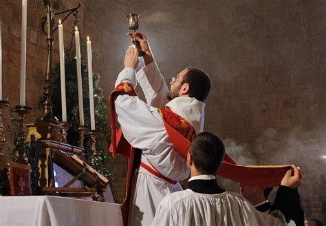 🏻 10 Claves Para Entender Lo Que Sucede En La Misa Católica