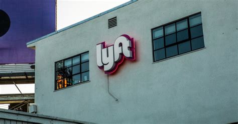Lyft Sets 23 Billion Value As High End Goal For Ipo The New York