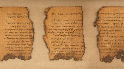 Scrolling Through The Dead Sea Scrolls Online