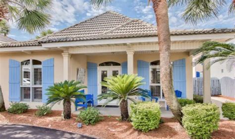 Charming Cottage With Private Beach In Destin Florida Page 2 Of 2 Vacation For The Soul