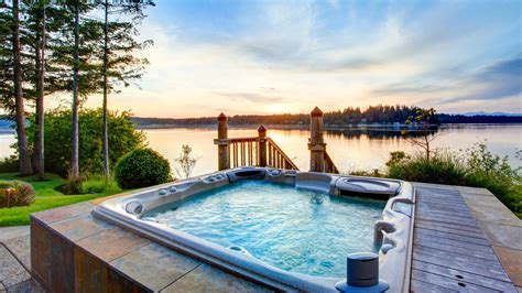 Romantic Airbnb Rentals With Hot Tubs