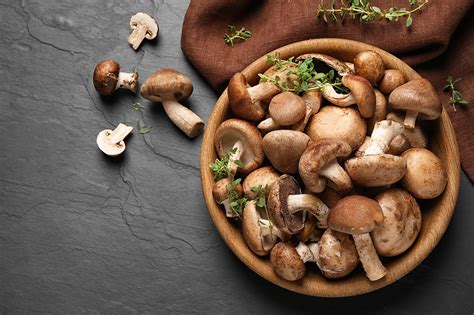 Shiitake Mushrooms 4 Shiitake Mushrooms Benefits Nutrition And Side Effects