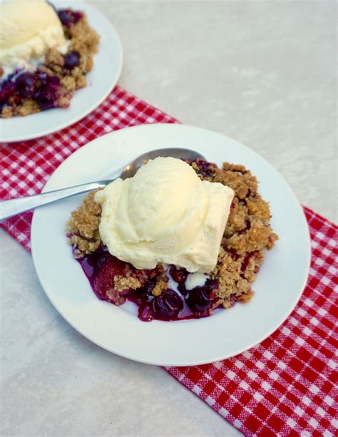 Berry Crumble is a warm, crunchy baked berry dessert | Recipe | Berry crumble, Berry dessert 