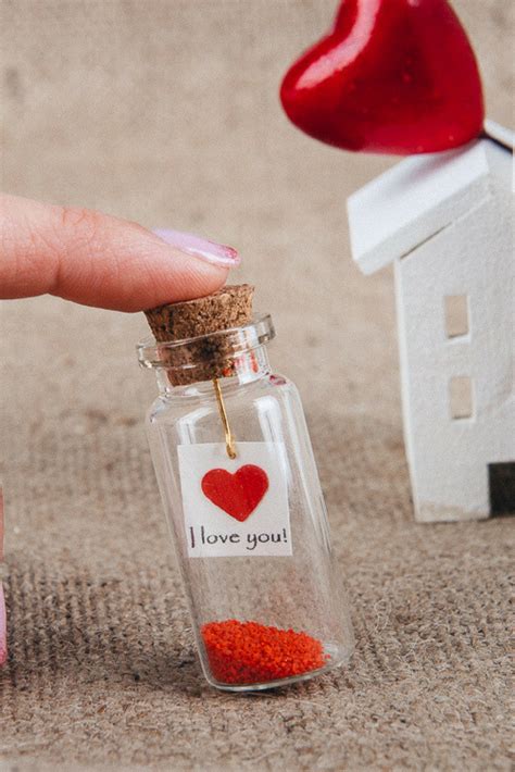 So, the last pick on our list of romantic gifts for boyfriend has to be love letters! I Love You Message In a Bottle Boyfriend Gift Romantic ...