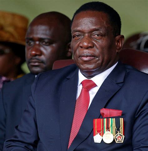 In Pictures Zimbabwes New President Emmerson Mnangagwa Sworn In Bbc News