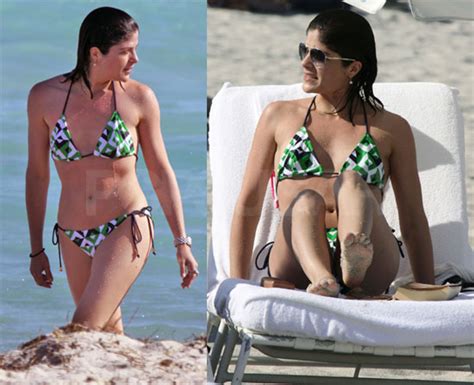 Bikini Photos Of Selma Blair In Miami POPSUGAR Celebrity