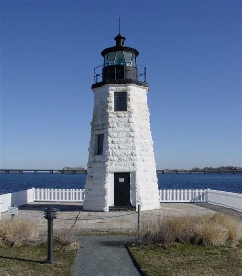 Newport Harbor Goat Island Lighthouse Ri Island Lighthouse