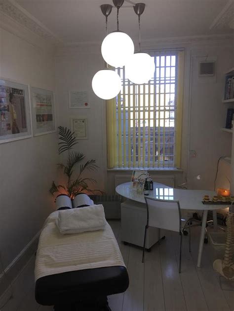 Therapy Space At Hertford Chiropractic Uk Therapy Room Photo Album By Room To Rent For