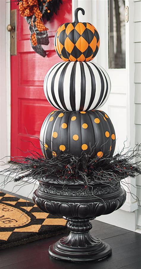 Put A Designer Spin On Decorating With Gourds Our Halloween Stacked
