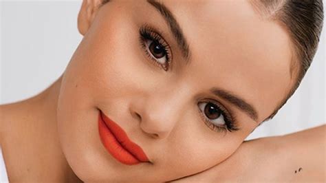 Selena Gomez Enseña Por Primera Vez Su Cicatriz En La Ingle De Su Trasplante De Riñón