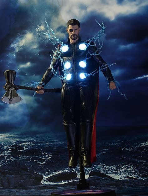Hot Toys Thor Infinity War Avengers Chris Hemsworth 16 Figure New