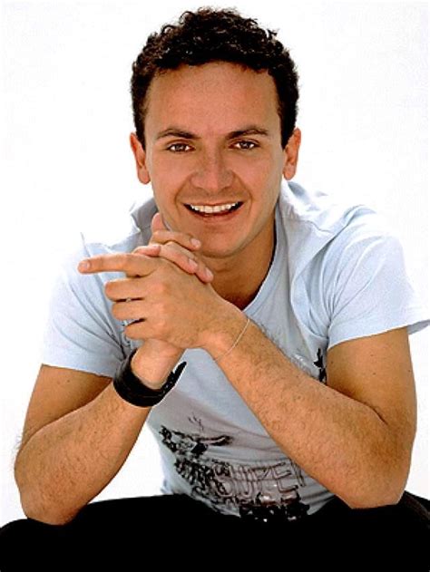 Cantante fonseca presenta su nuevo sencillo 'vine a buscarte'. Juan Fernando Fonseca, comúnmente conocido como Fonseca ...