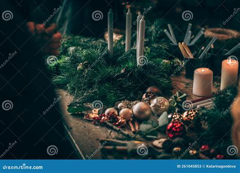 Preparation of Traditional Advent Wreath with Candles from Natural