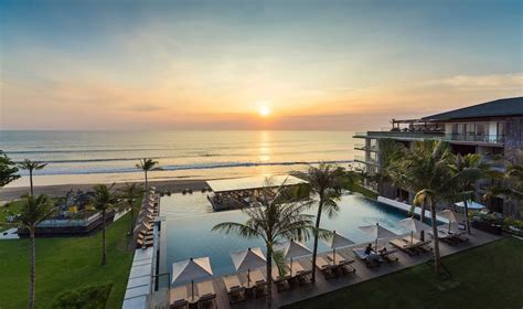 Heres Why We Love Alila Seminyak A Beachfront In Resort Bali Honeycombers Bali