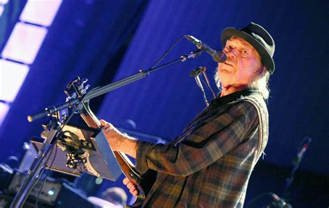 Neil Young shares tracklist for 'Archives Volume 2: 1972-1976' box set