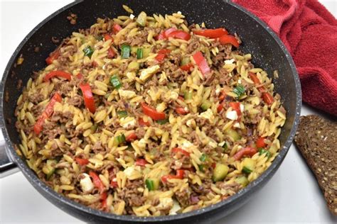 Jetzt wird low carb gekocht! Griechische Pfanne mit Kritharaki und Hackfleisch | Kritharaki, Einfache gerichte, Hackfleisch ...