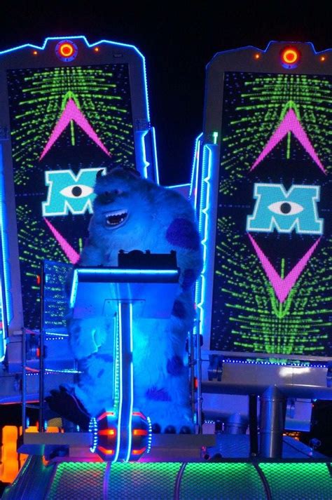 Pin By Luz Alcala On Monsters Inc Monsters Inc Neon Signs Neon