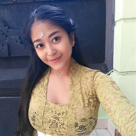 🌹 Pesona Cantik Gadis Bali 🌹 On Instagram Cantik Ya Pemirsah 🌺😊🌺🌺 🌺