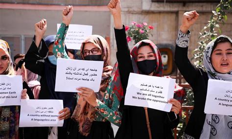 Mulheres Afegãs Protestam Contra O Talibã Por Direitos Iguais Jornal O Globo