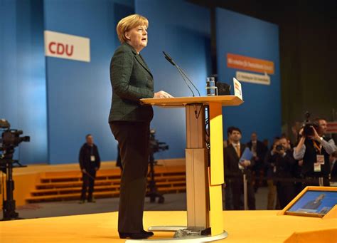 Bilderstrecke Zu Angela Merkel Auf Dem Cdu Parteitag In Köln
