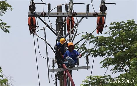 Pln juga tidak berwenang atas semua ketentuan instalasi listrik. Teknisi Listrik Pln Bojonegoro : Menakutkan Pln Abaikan ...