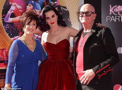 Katy Perry My Mother Thanks God For My Divorce From Russell Brand