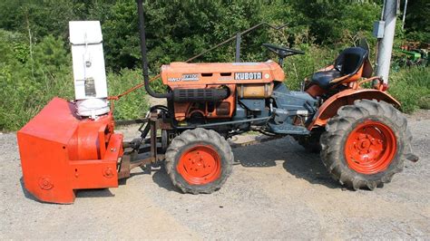 Kubota B7100 Hst D Diesel 4wd Tractor W Snow Blower D750 Ah 3cyl Youtube