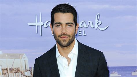 Jesse Metcalfe On How To Kiss On A Movie Set During Covid 19 Variety
