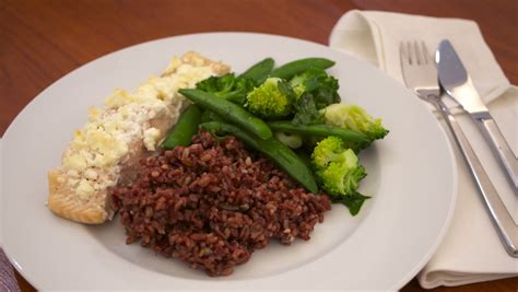 7 most alkaline foods : Alkaline Foods - a healthier life: Lunch/Dinner Recipe 6: Oven-baked Salmon Fillet with Red Rice ...