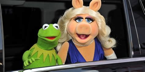 Kermit And Miss Piggy Split The Muppets Couple Announce