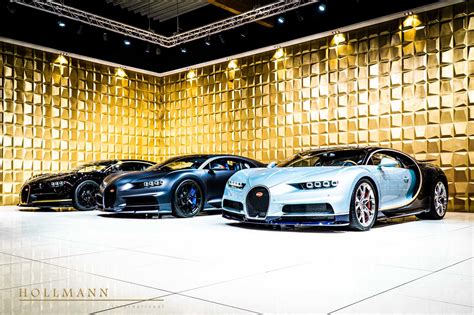Wheel type sport logo noire on side panels in nocturne Bugatti Chiron Sport Noire - Hollmann International ...