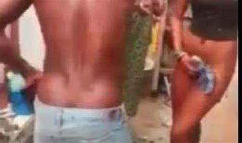 Nigerian Lady Stripped Naked For Stealing XRares