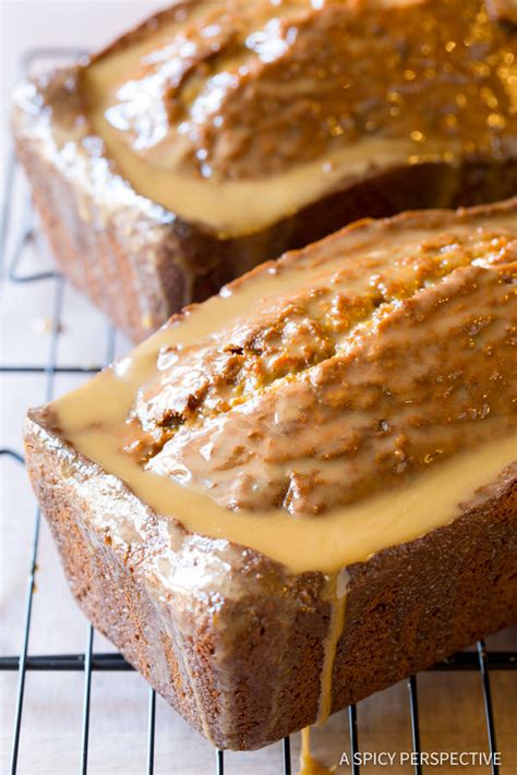 These are seriously the best banana bread recipes on the internet. Kahlua Banana Bread - Chew Your Booze