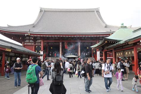 Sensoji Temple in Asakusa, Tokyo: A city escape full of culture and food