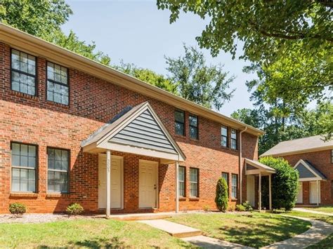Forest Edge Townhomes Apartments In Raleigh Nc
