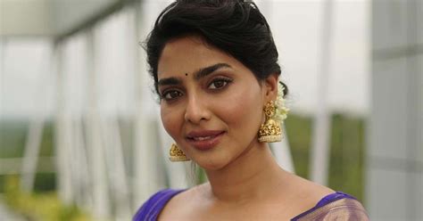 Aishwarya Lakshmi Cried When She Left The Set Knowing Very Well That I Acted Very Poorly In