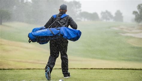 How To Play Great Golf In The Rain Tips And Ultimate Guide The Expert