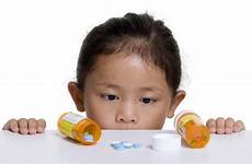 pills drugs children medications japanese around prescription psychotropic pain secure child drug girl candy safety opioids house parentmap avoid confusion