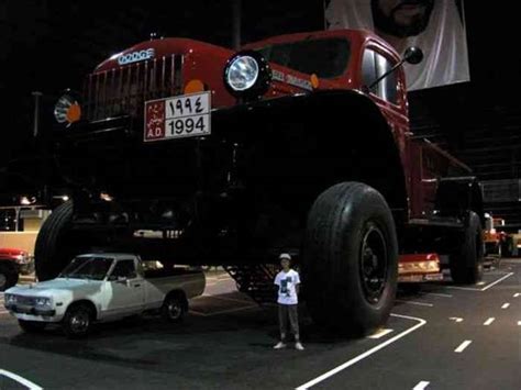 Giant Cars By Arab Sheik 13 Pics