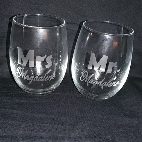 Mr And Mrs Etched Stemless Wine Glasses Stemless Wine Glasses Wine Glasses Stemless Wine Glass
