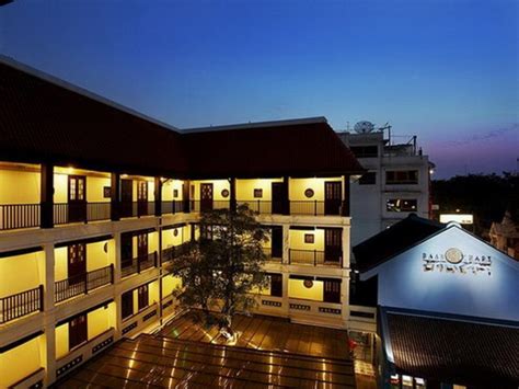 โรงแรมบ้านชาติ : Baan Chart Hotel