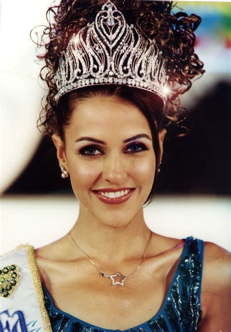 diamond tiara by reena ahluwalia for the ‘femina miss india beauty pageant project was