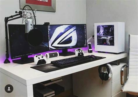 Start small with a single desk or go big right out of the gate. 25+ bästa Gaming Setup idéerna på Pinterest ...
