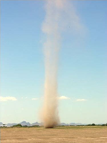 10 Facts About Dust Devils Fact File