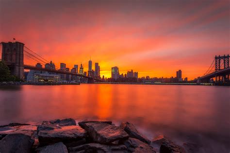 On Fire A Beautiful Sunset Captured Over The Manhattanbridge And