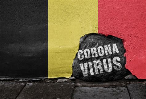 Hopelijk waait dit niet over naar belgië. 'Maatregelen hebben 560 levens gered in België' (Engelse ...
