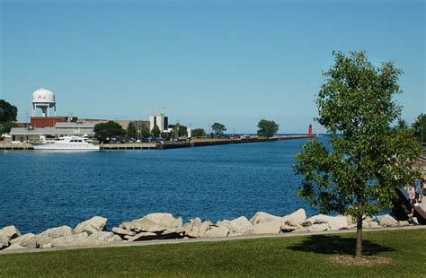 Gateway To Lake Michigan Kenosha Wisconsin Ap0013 Flickr