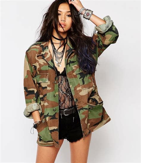 The Camo Jacket Is Basically The Only Piece You Need This Fall Camo