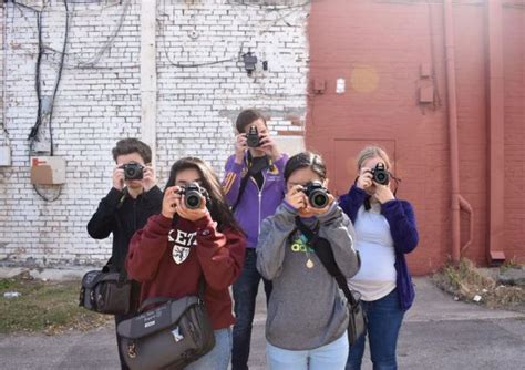 Students Invited To Apply For Spring Photojournalism Program